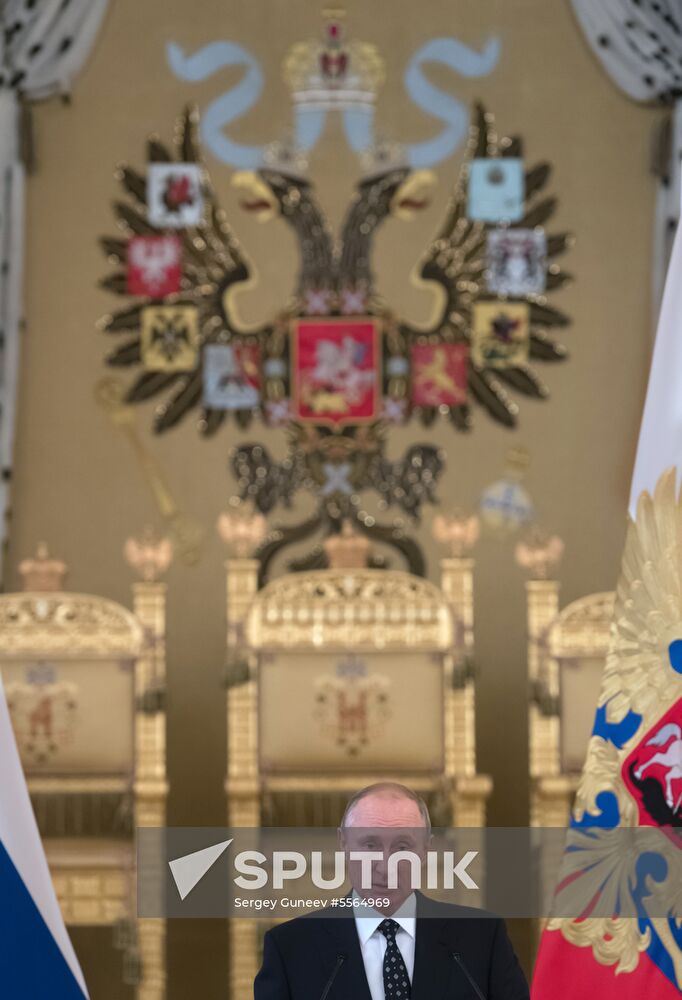 President Putin attends reception in honor of military graduates