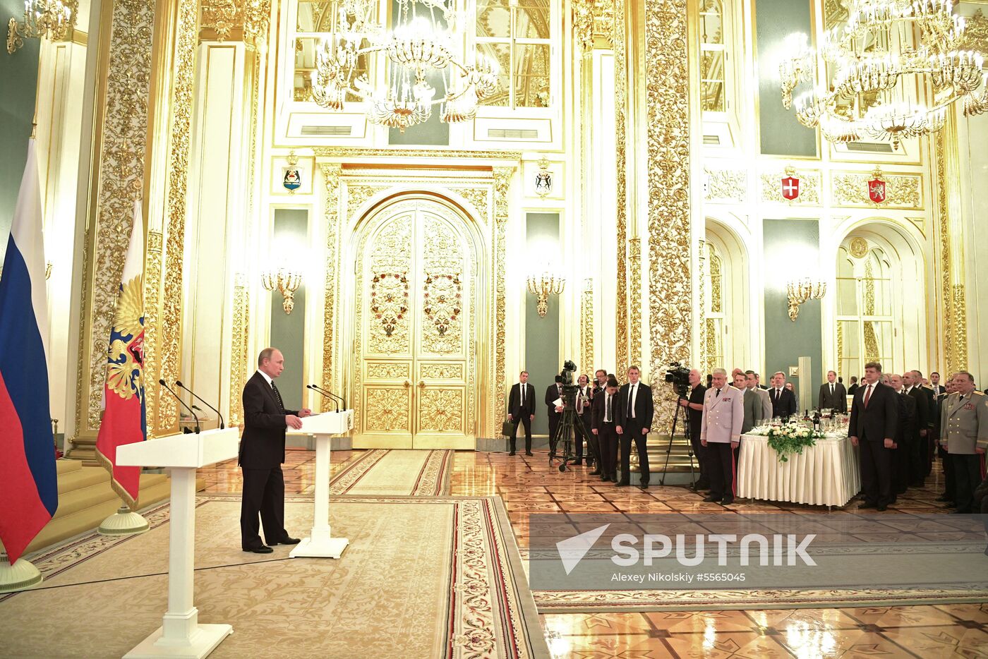 President Putin attends reception in honor of military graduates