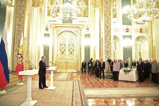 President Putin attends reception in honor of military graduates
