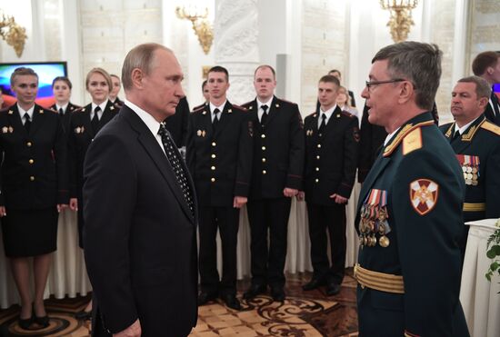 President Putin attends reception in honor of military graduates