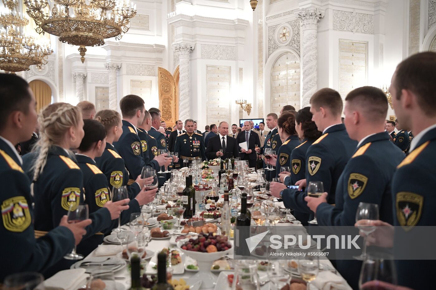President Putin attends reception in honor of military graduates