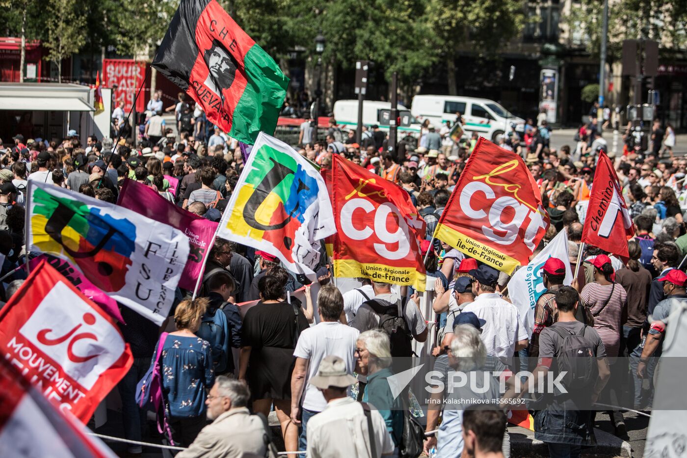 Anti-government rally in Paris