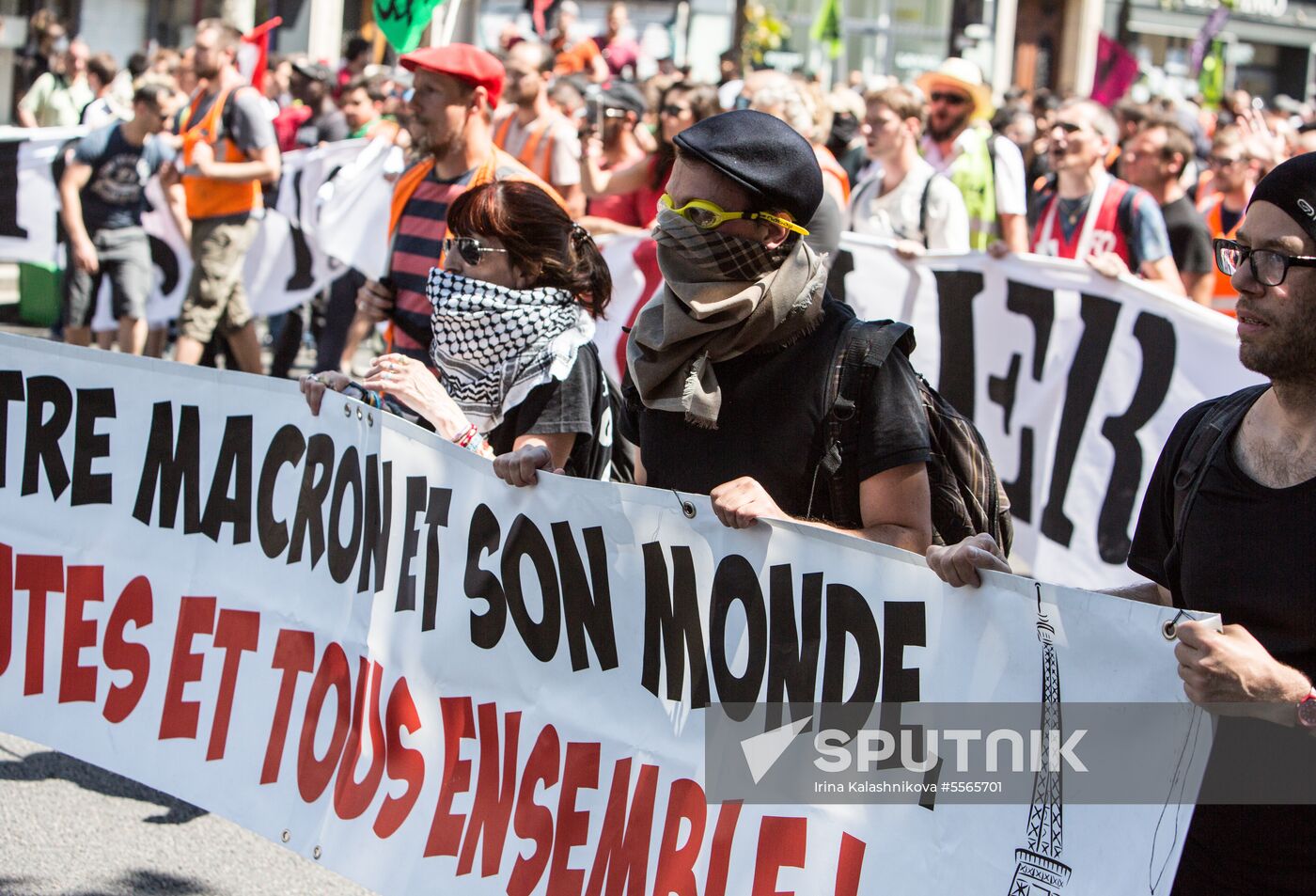 Anti-government rally in Paris