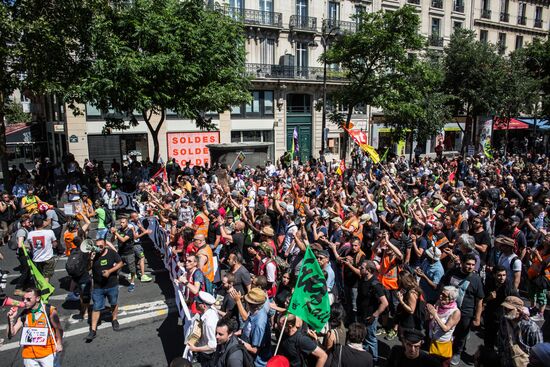 Anti-government rally in Paris