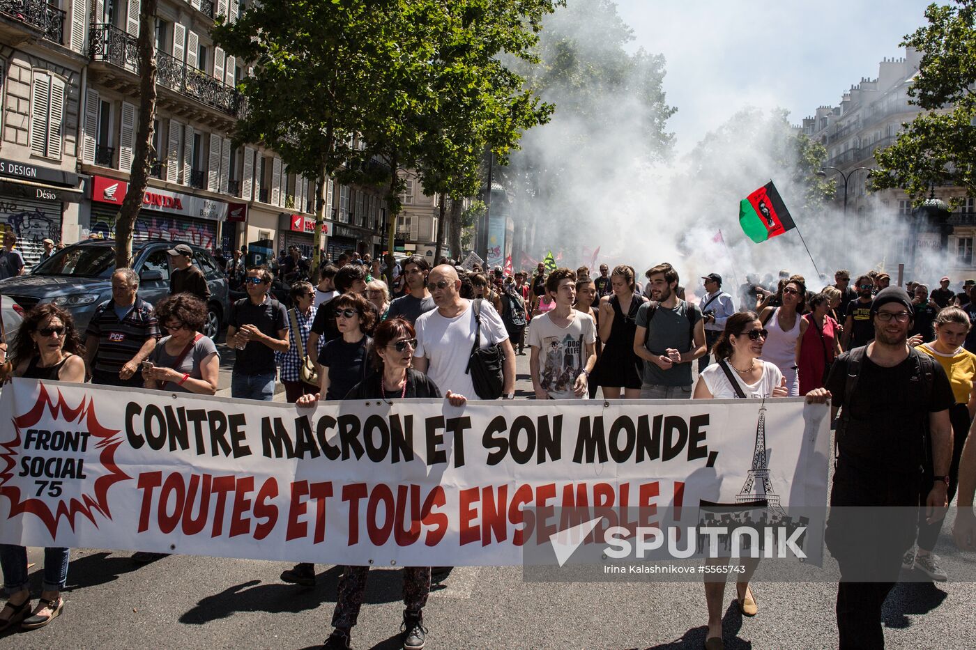 Anti-government rally in Paris