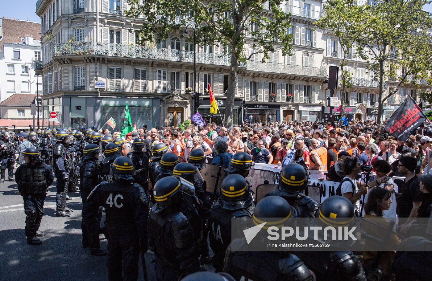 Anti-government rally in Paris