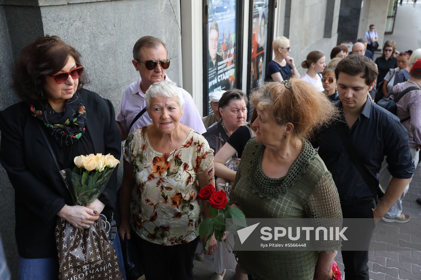 Farewell ceremony for poet Andrei Dementyev
