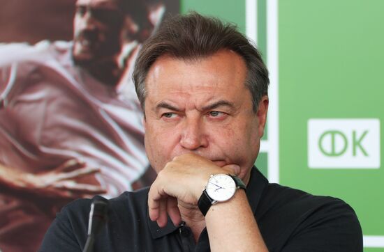 News conference with crew of film 'Streltsov'