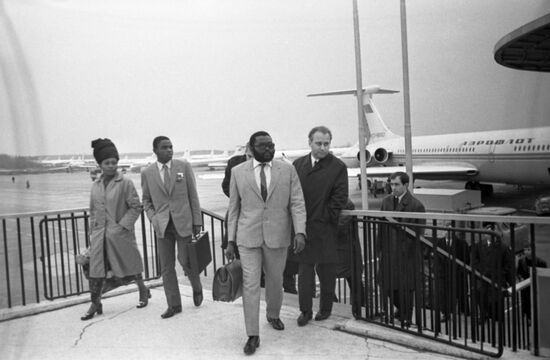 Delegations arrive in Moscow to celebrate Lenin's centenary