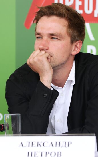 News conference with crew of film 'Streltsov'