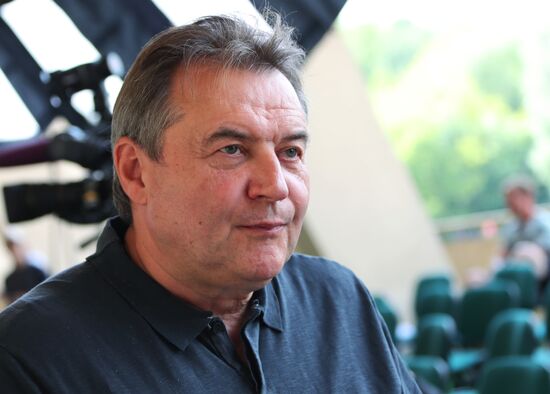 News conference with crew of film 'Streltsov'