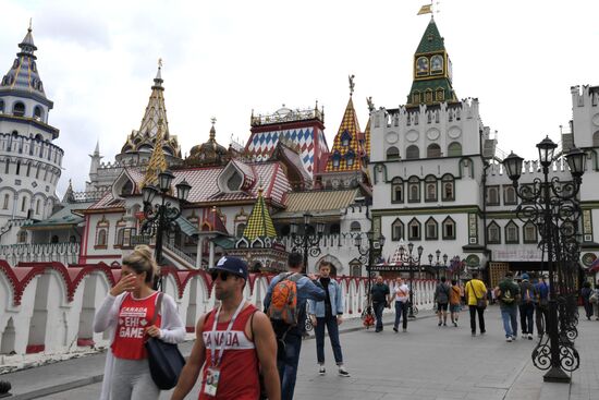 Souvenirs sold at Izmailovo Kremlin
