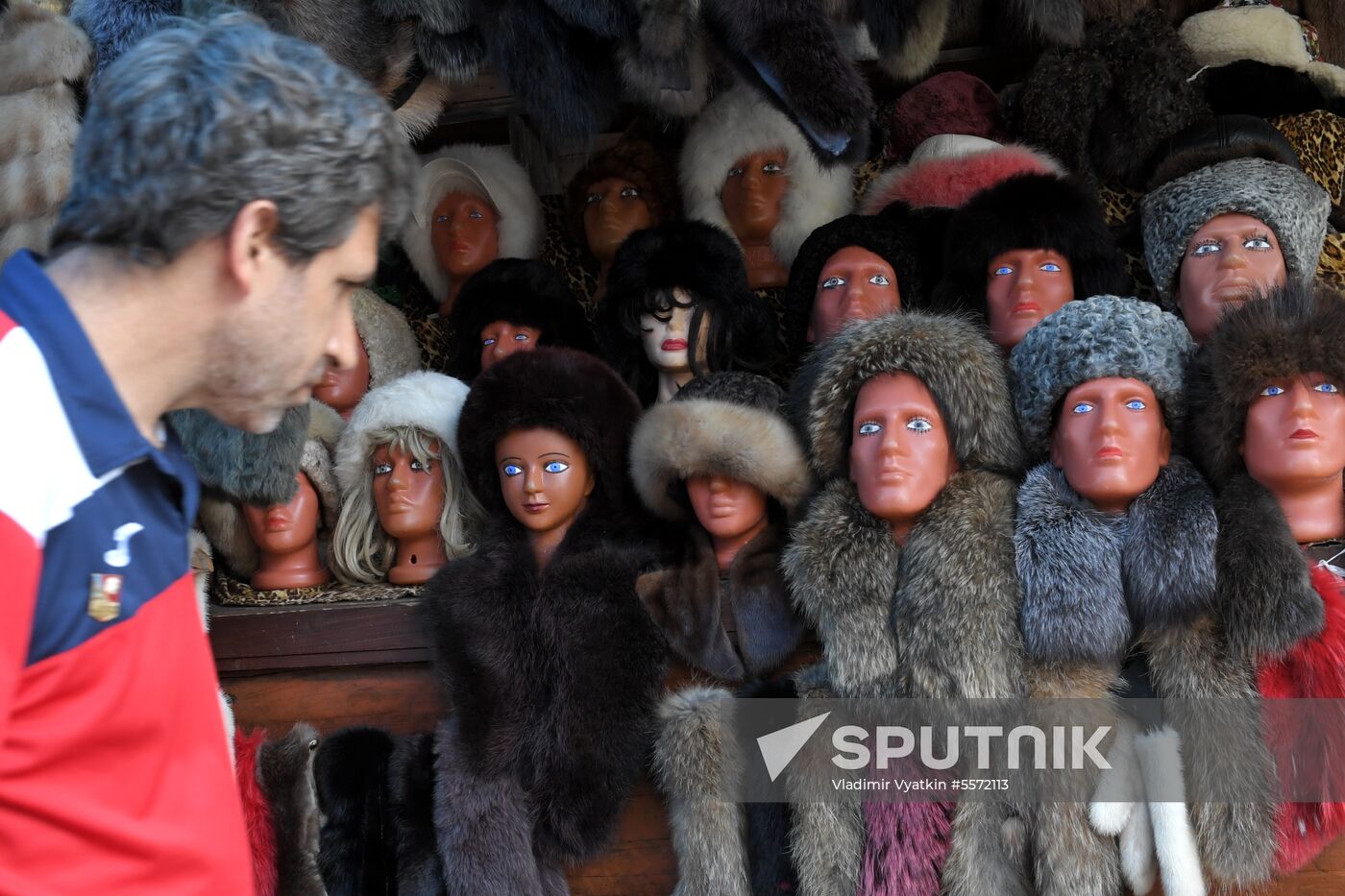 Souvenirs sold in Izmailovo Kremlin