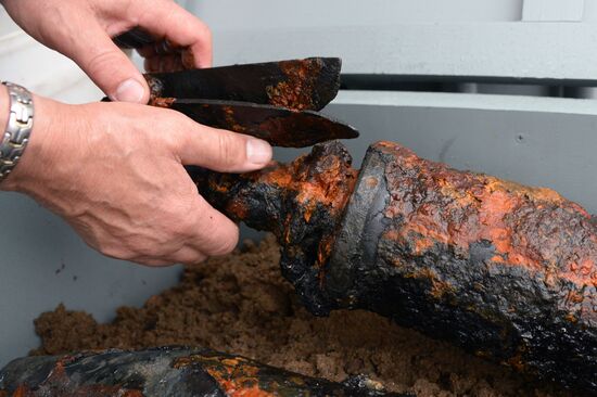 Underwater demining of munitions in Vladivostok's Golden Horn Bay