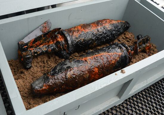 Underwater demining of munitions in Vladivostok's Golden Horn Bay