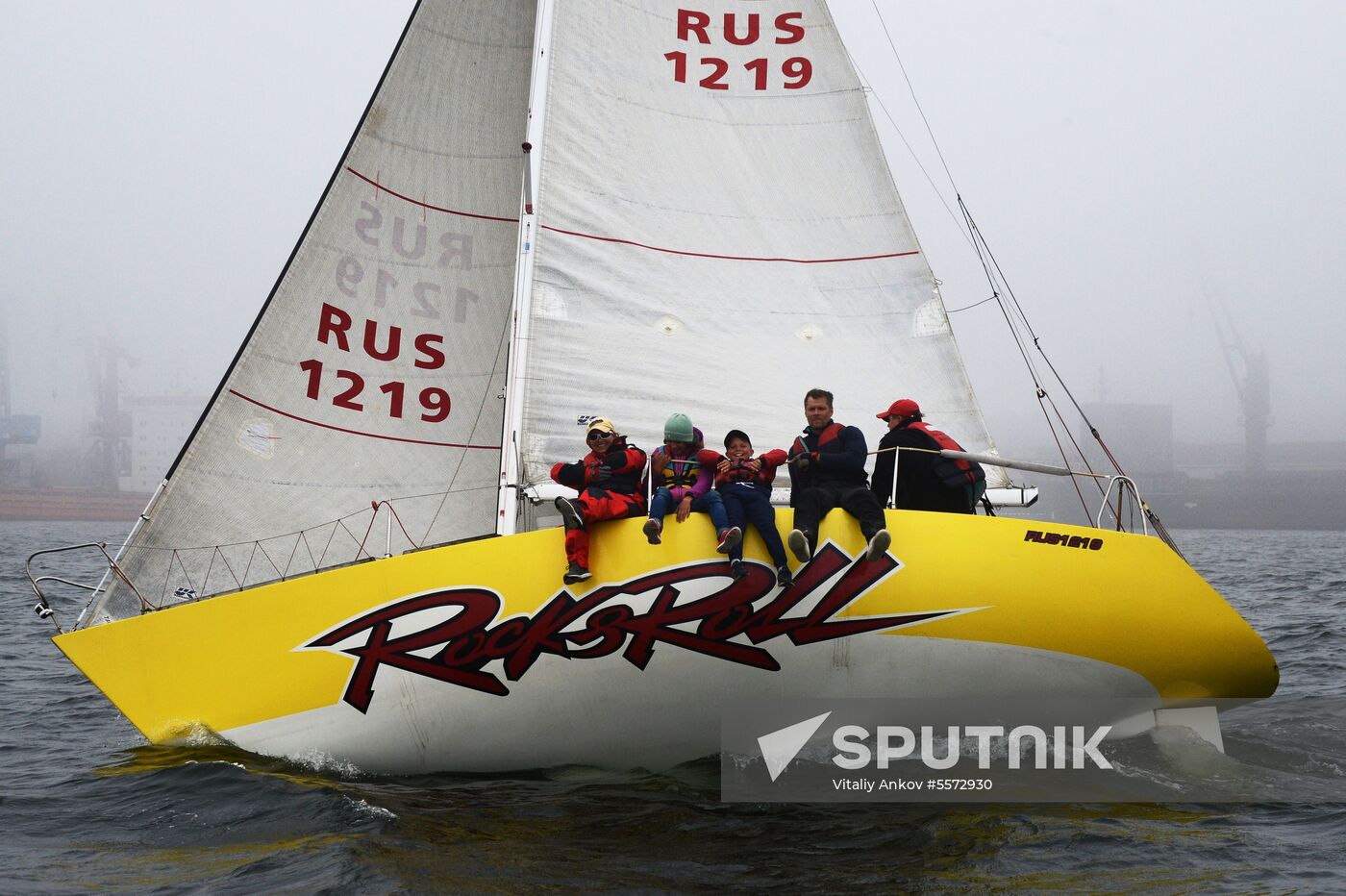 Sailing cruiser yacht championship in Vladivostok