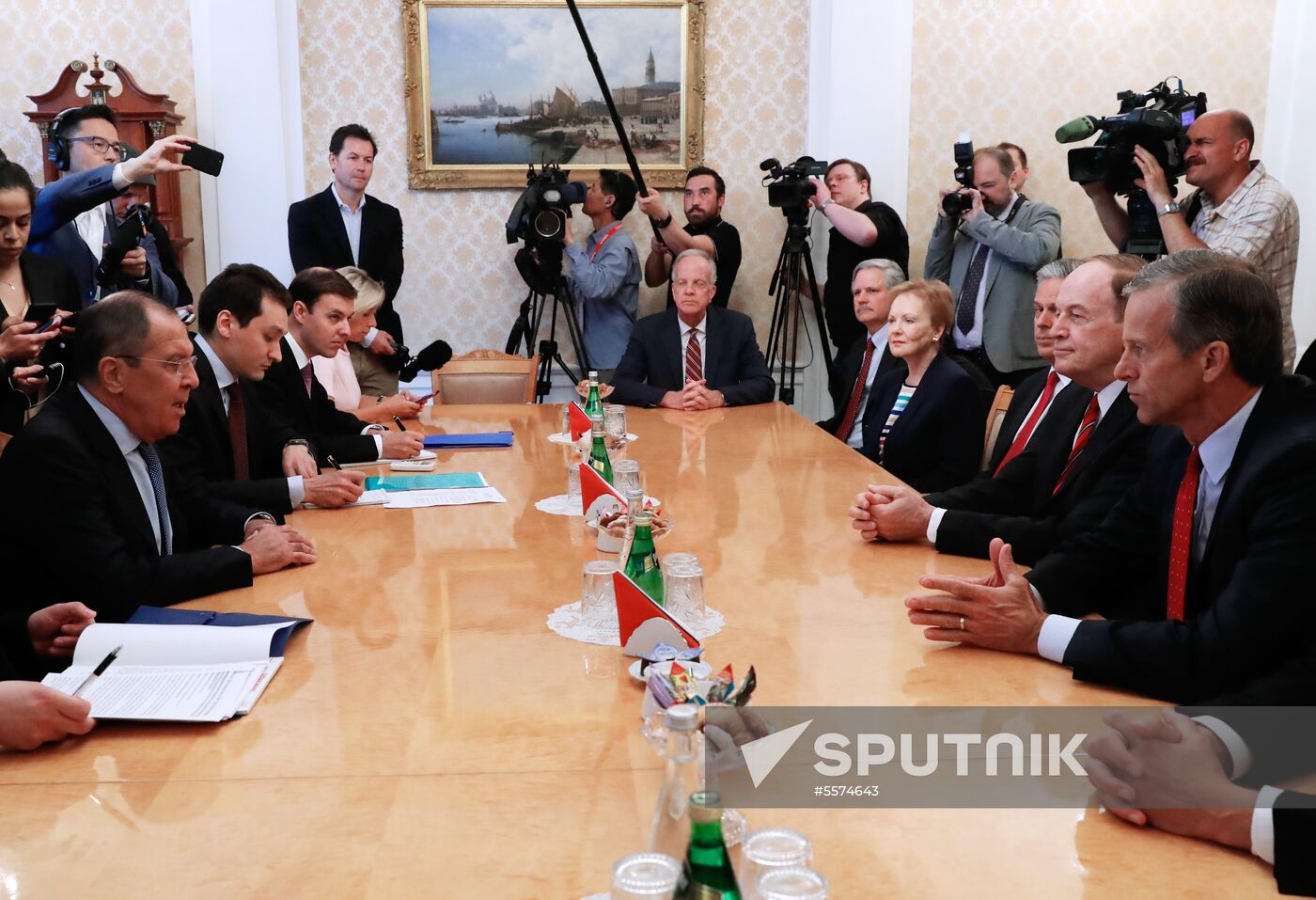 Foreign Minister Sergei Lavrov meets with members of US Congress