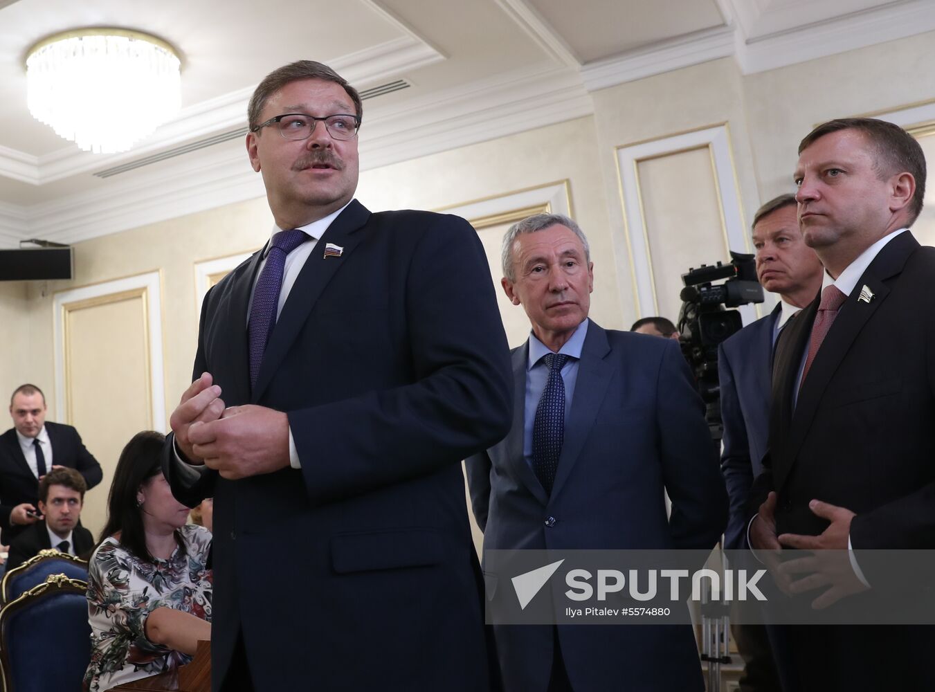 Russian Federation Council members meet with US Congress delegation