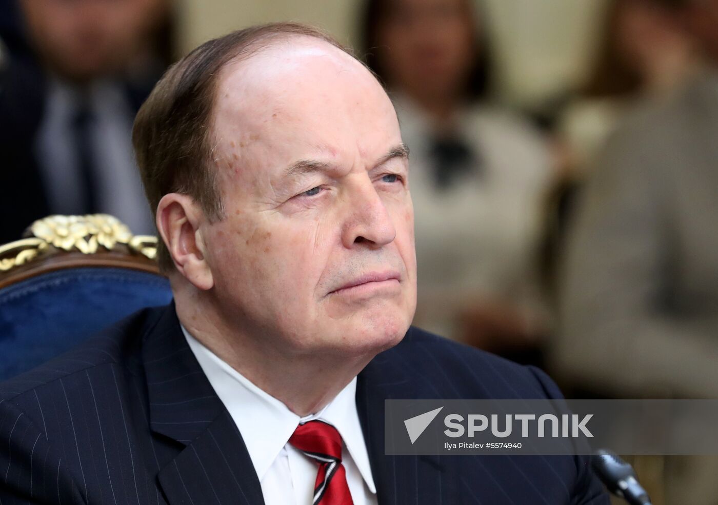 Russian Federation Council members meet with US Congress delegation