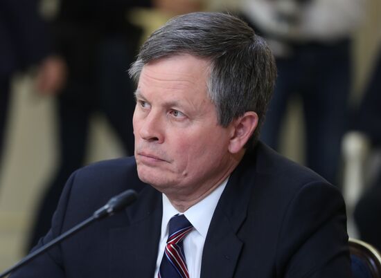 Russian Federation Council members meet with US Congress delegation