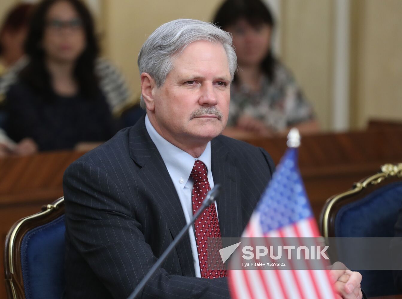 Russian Federation Council members meet with US Congress delegation