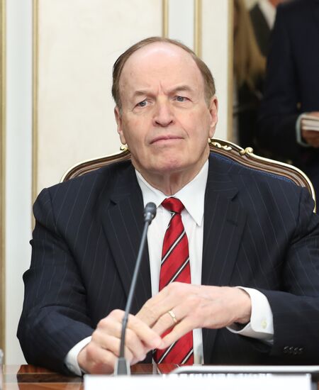Russian Federation Council members meet with US Congress delegation