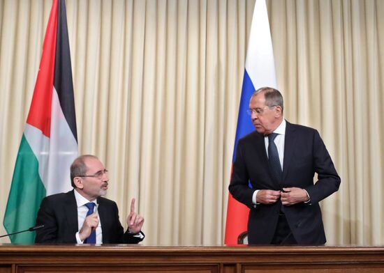 Meeting between foreign ministers of Russia and Jordan