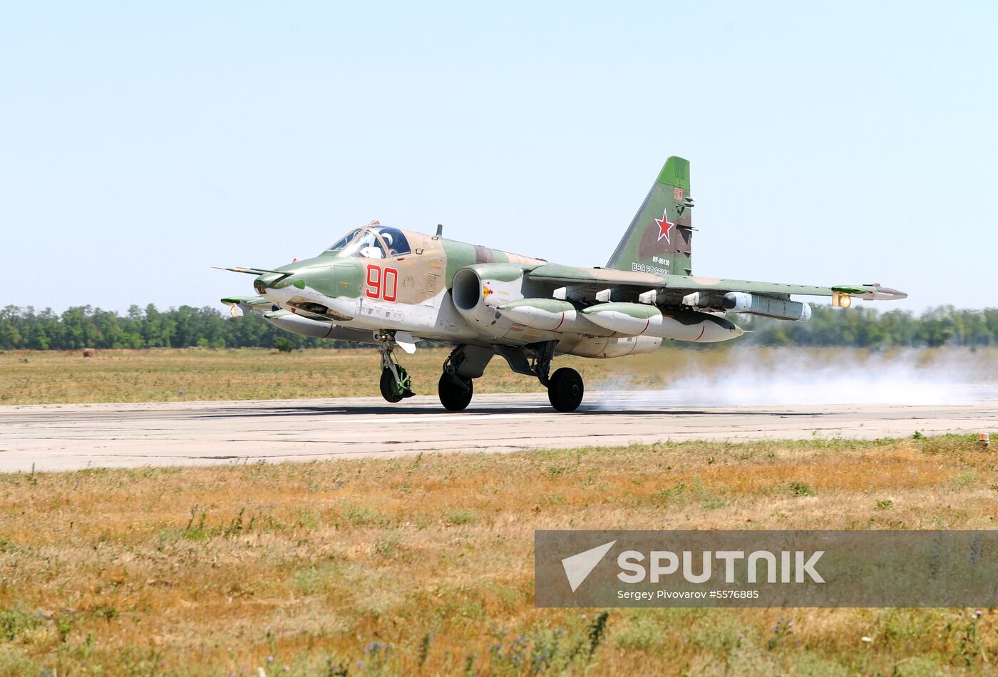 Russian aircraft return from Syria