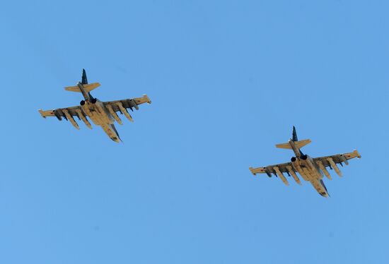 Russian aircraft return from Syria