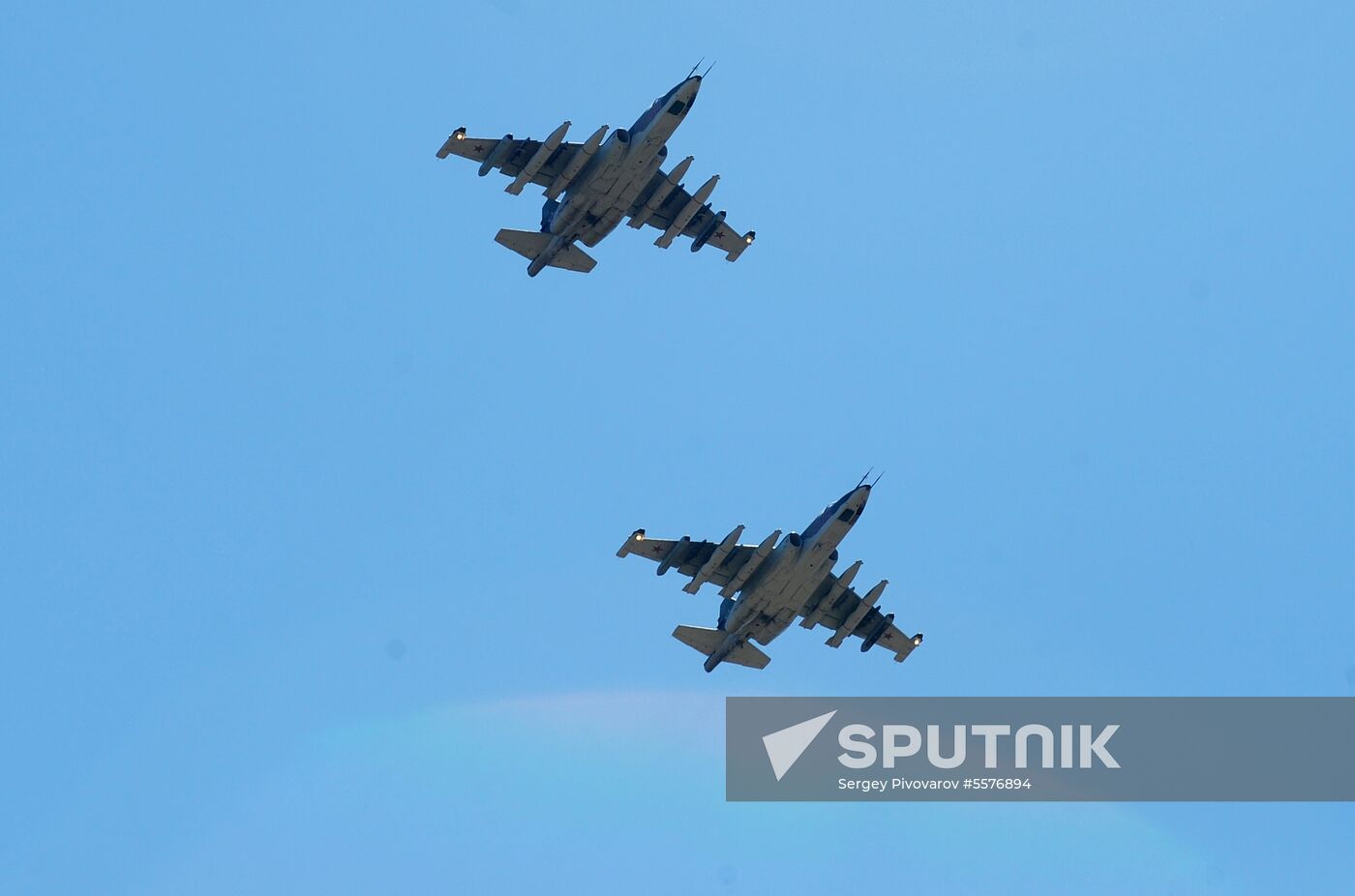 Russian aircraft return from Syria