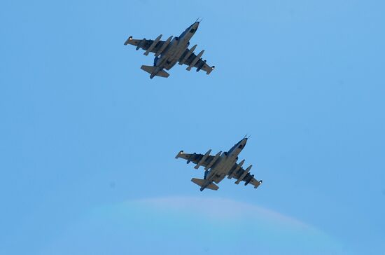 Russian aircraft return from Syria