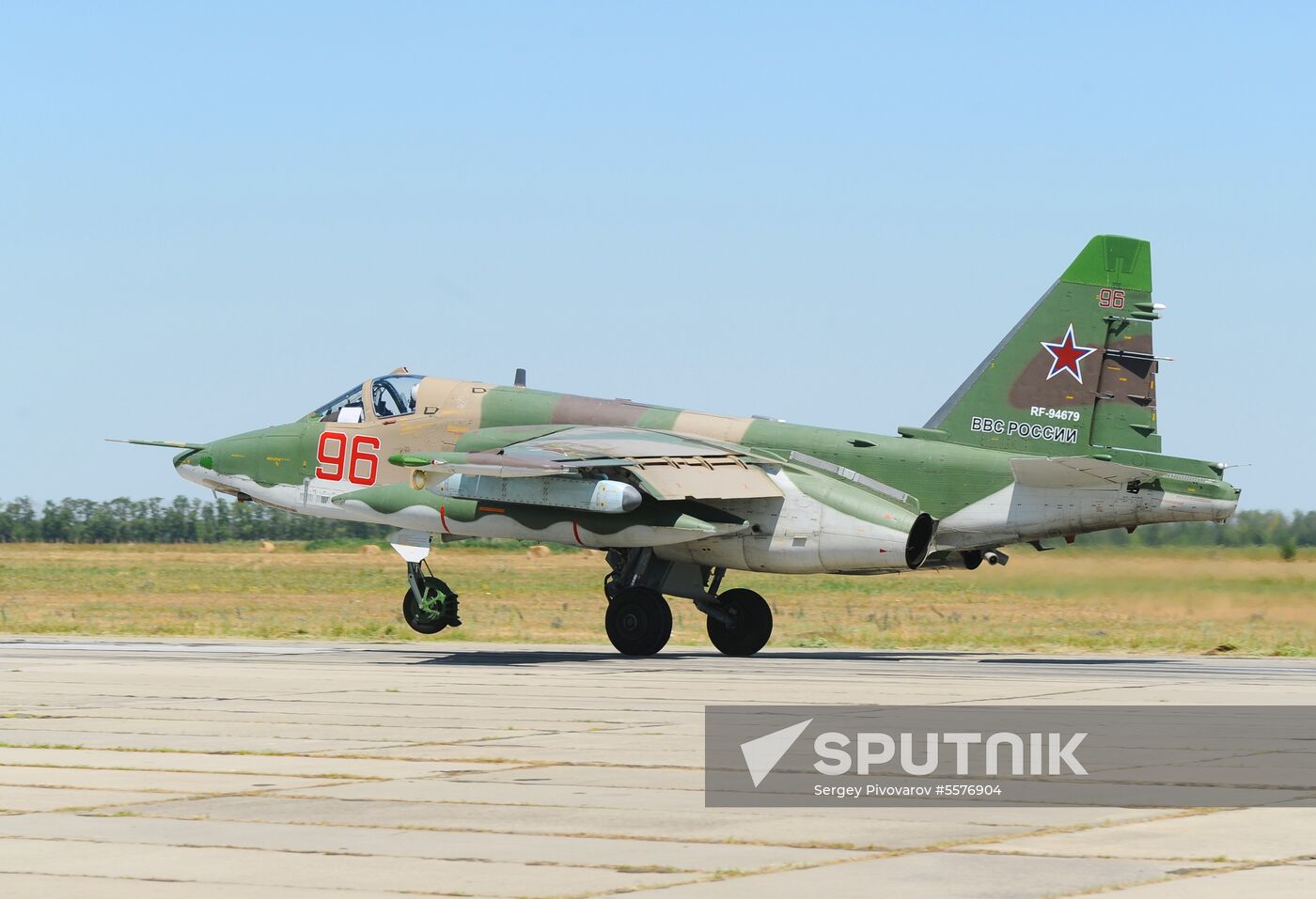 Russian aircraft return from Syria