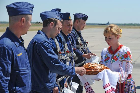 Russian aircraft return from Syria