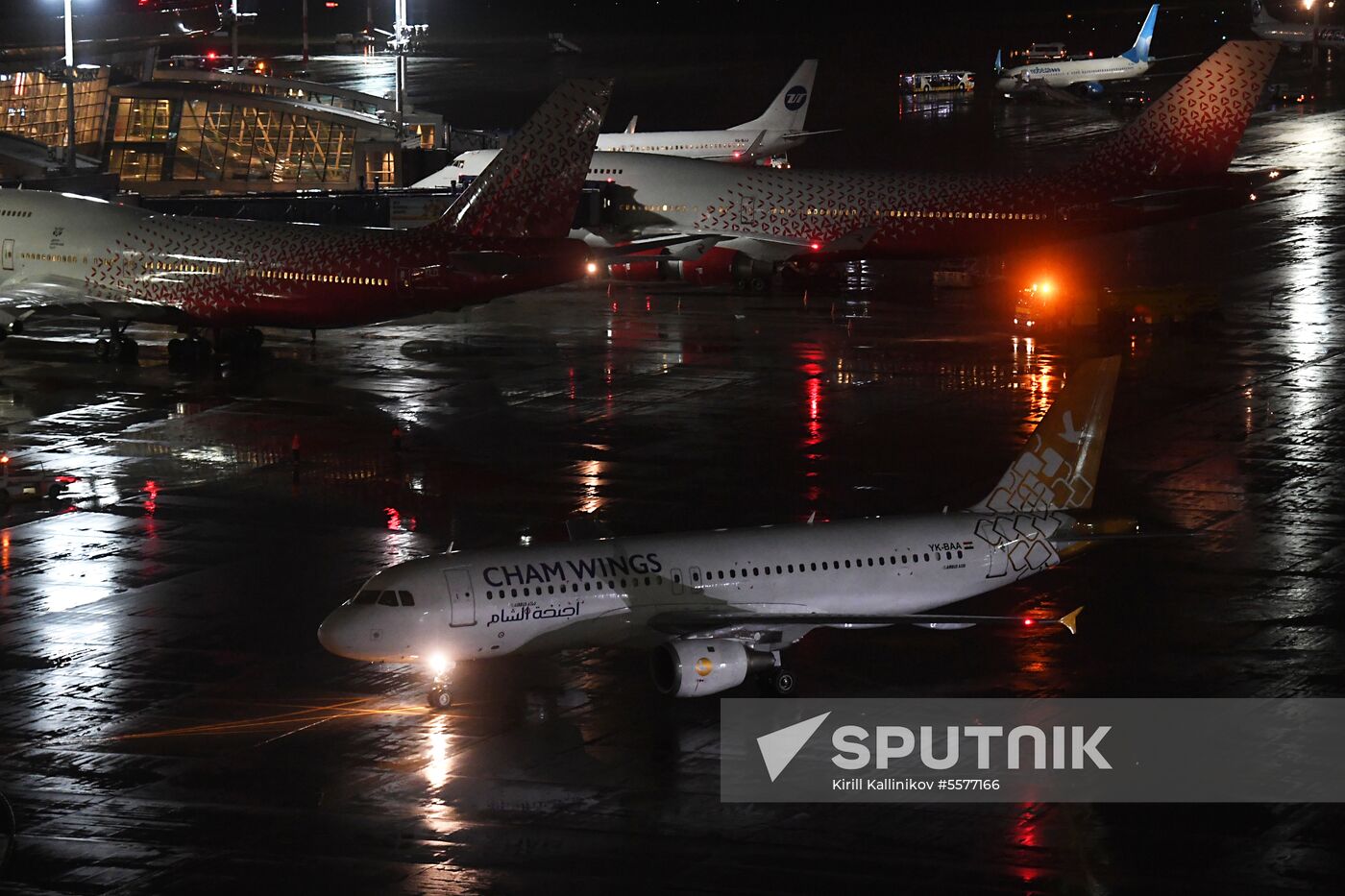 First Cham Wings Airlines flight arrives in Moscow from Damascus