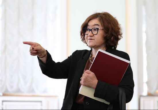 Russian Historical Society holds general meeting