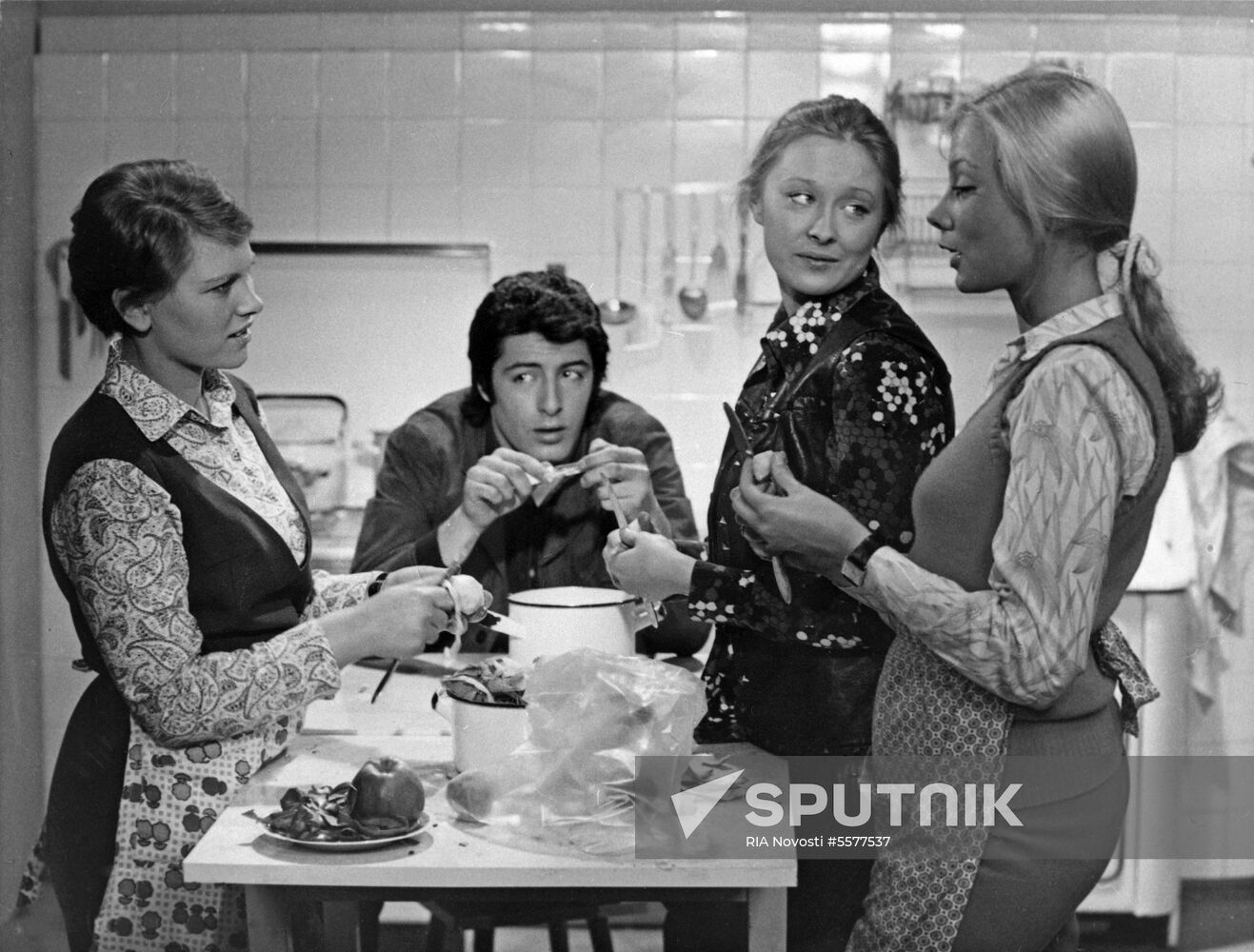 Still from "Daughters and Mothers"