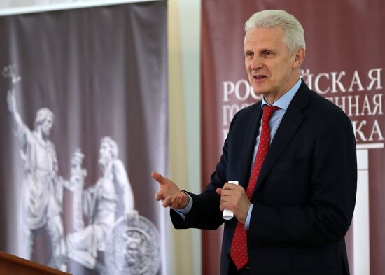 Russian Historical Society holds general meeting