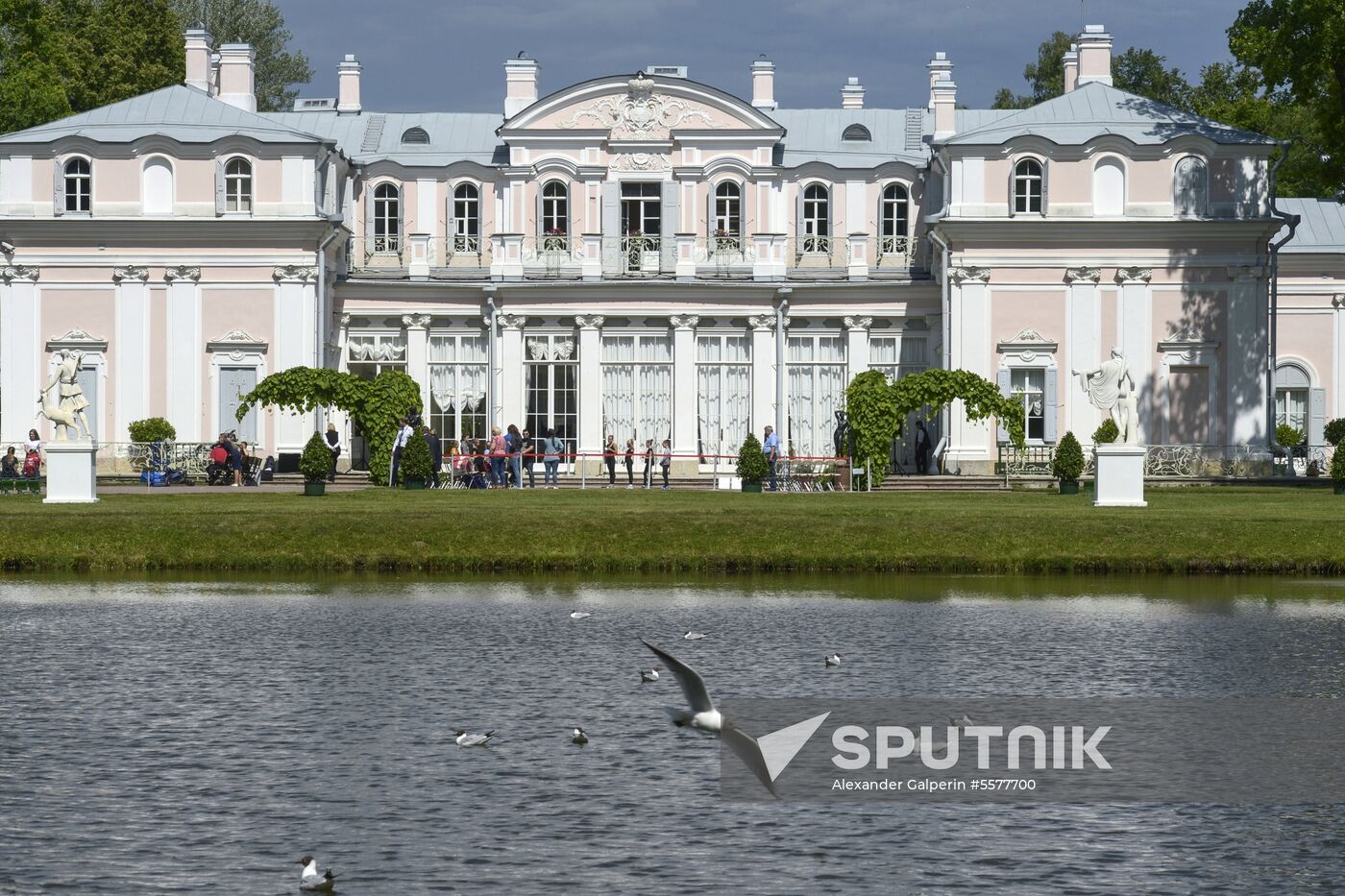 Restored interiors in Catherine II's countryside house unveiled in Oranienbaum