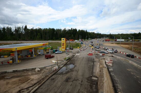 Central Ring Road and M-11 Moscow-St. Petersburg highway under construction