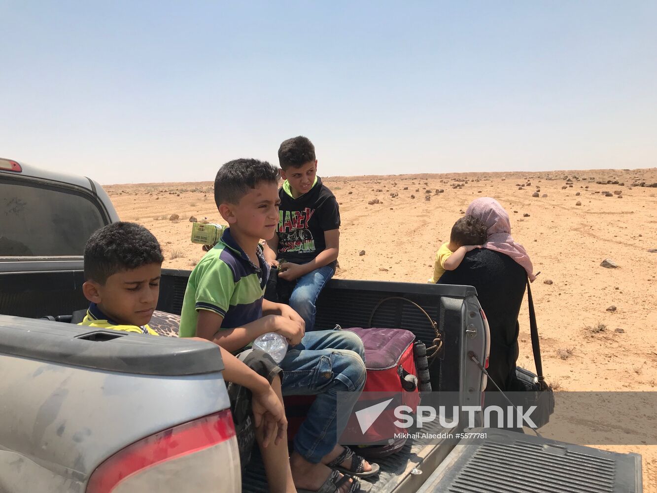 Syrian troops advance to border with Jordan in Daraa Province