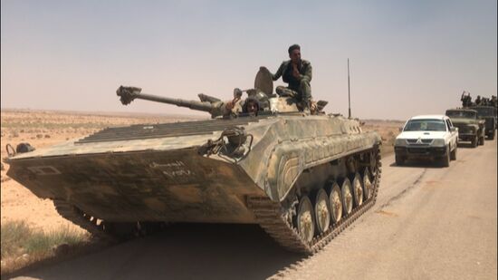 Syrian troops advance to border with Jordan in Daraa Province