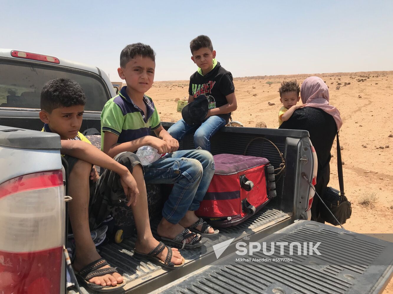 Syrian troops advance to border with Jordan in Daraa Province