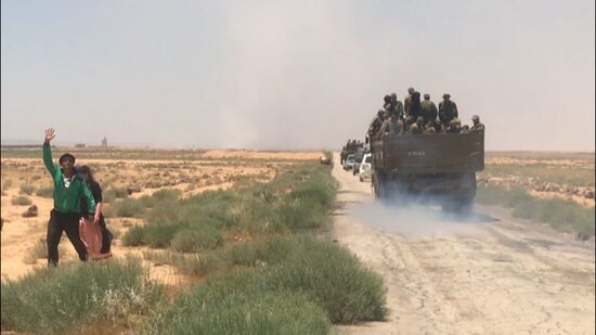Syrian troops advance to border with Jordan in Daraa Province