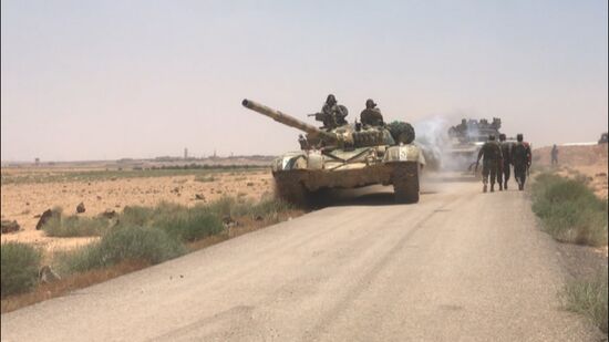 Syrian troops advance to border with Jordan in Daraa Province