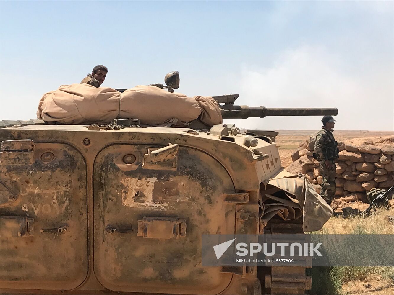 Syrian troops advance to border with Jordan in Daraa Province