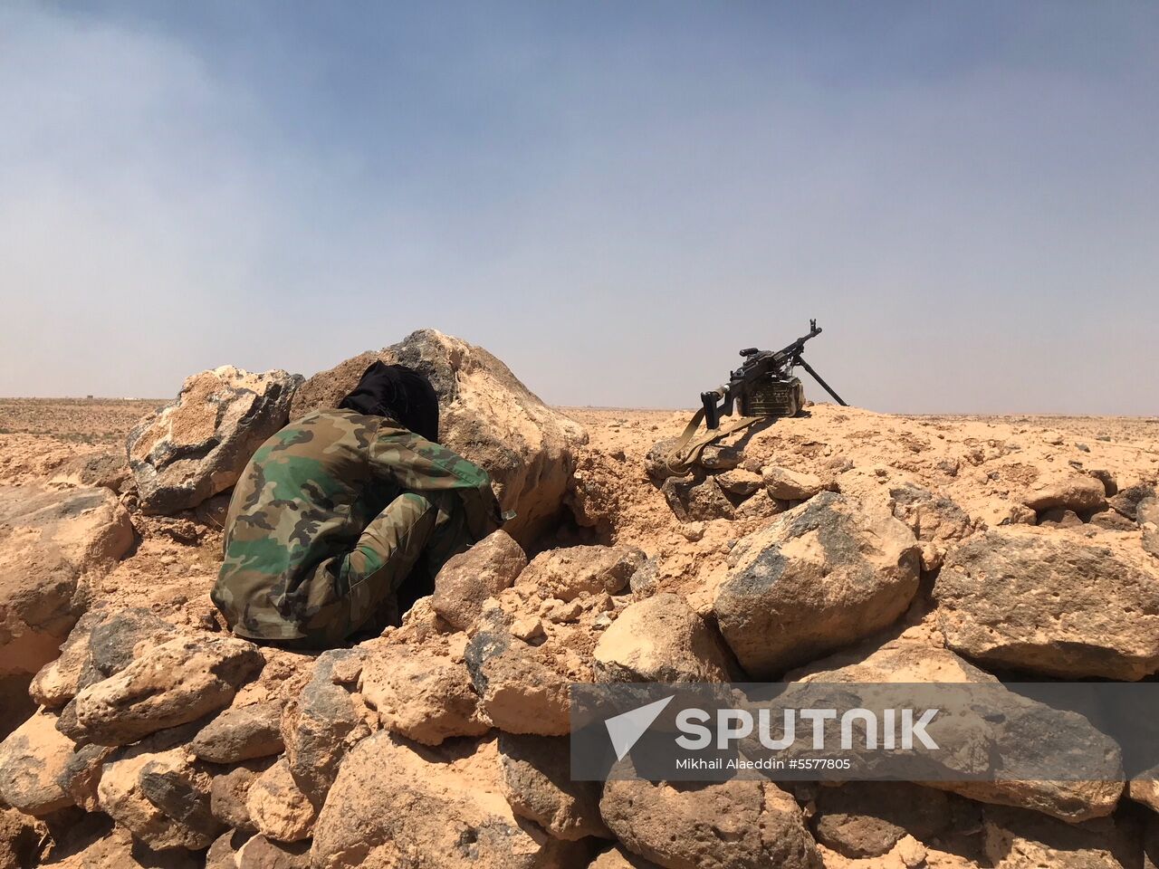 Syrian troops advance to border with Jordan in Daraa Province