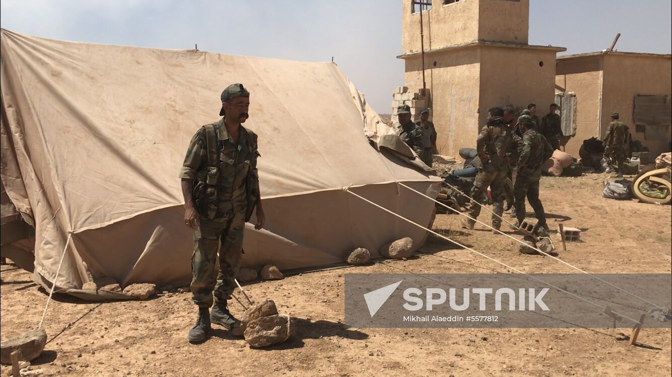 Syrian troops advance to border with Jordan in Daraa Province