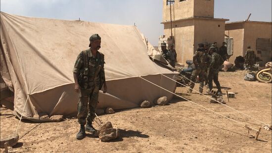 Syrian troops advance to border with Jordan in Daraa Province
