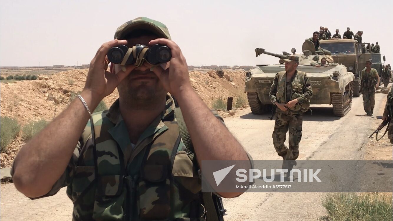 Syrian troops advance to border with Jordan in Daraa Province