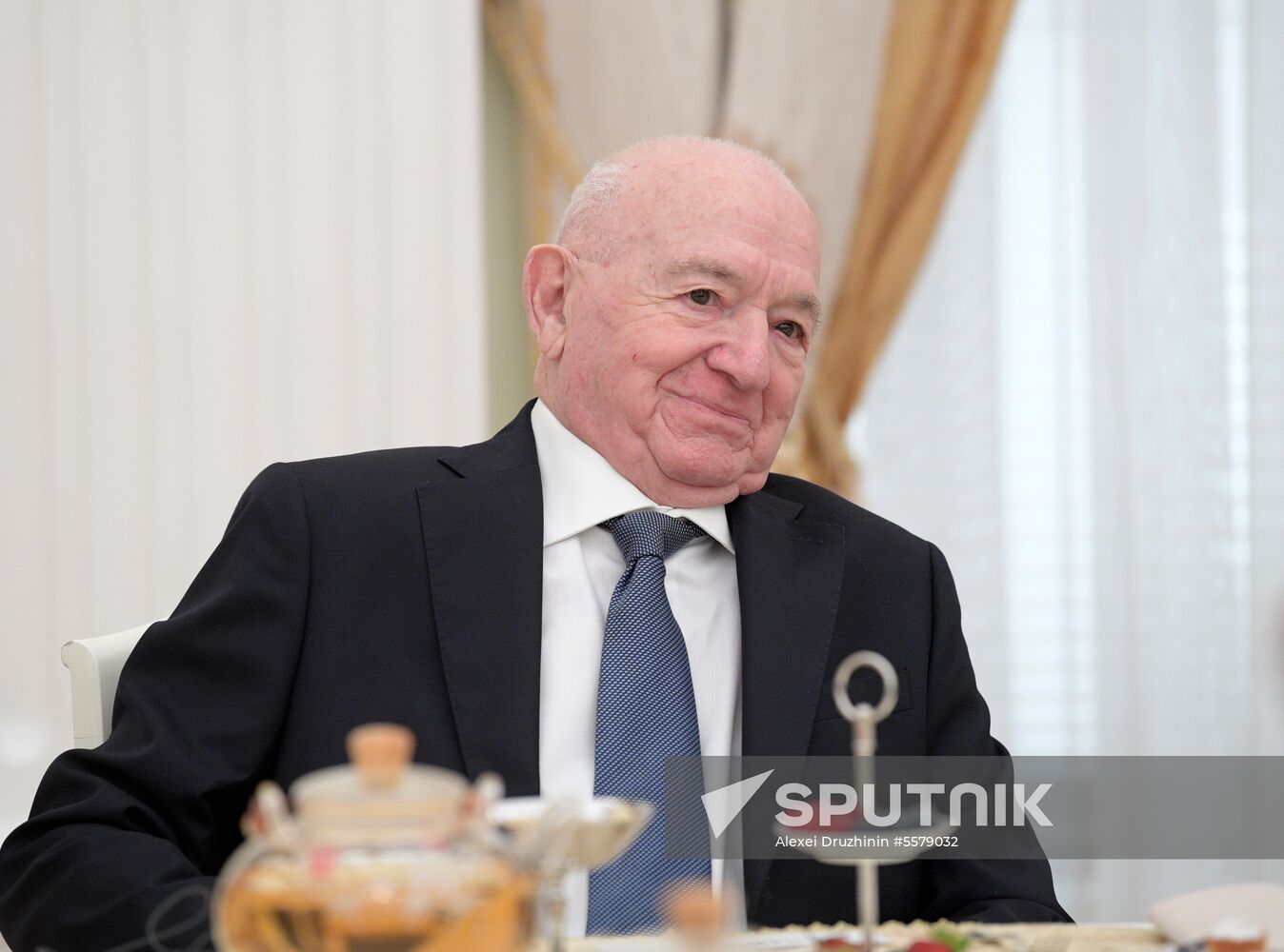 President Vladimir Putin meets with world football legends